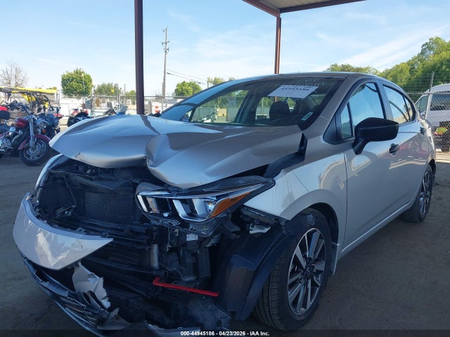 Nissan Versa 1.6 S