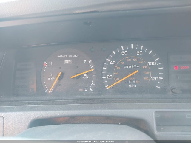 Toyota Camry Dlx