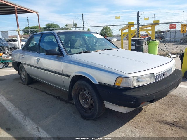Salvage Toyota Camry Image