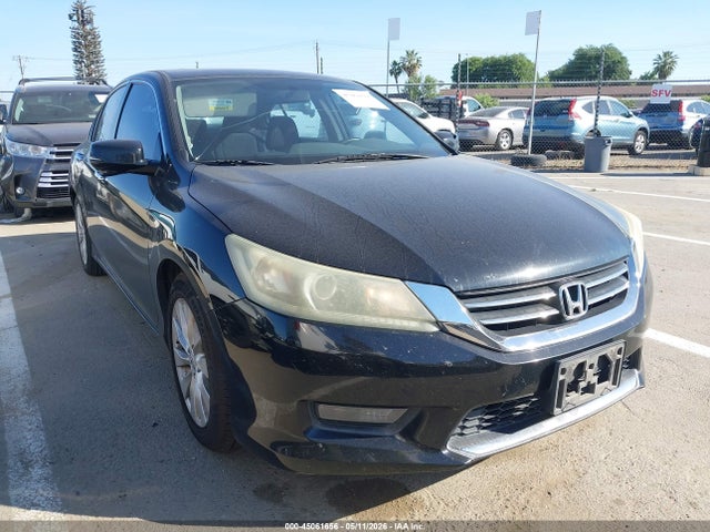 Salvage Honda Accord Image