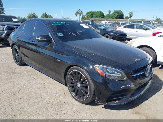 Salvage Mercedes-Benz C-Class Image