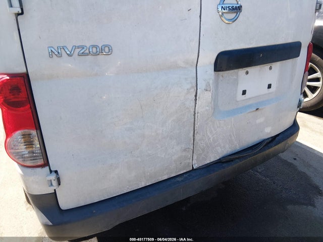 Nissan Nv
