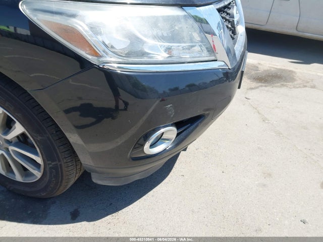 Nissan Pathfinder S