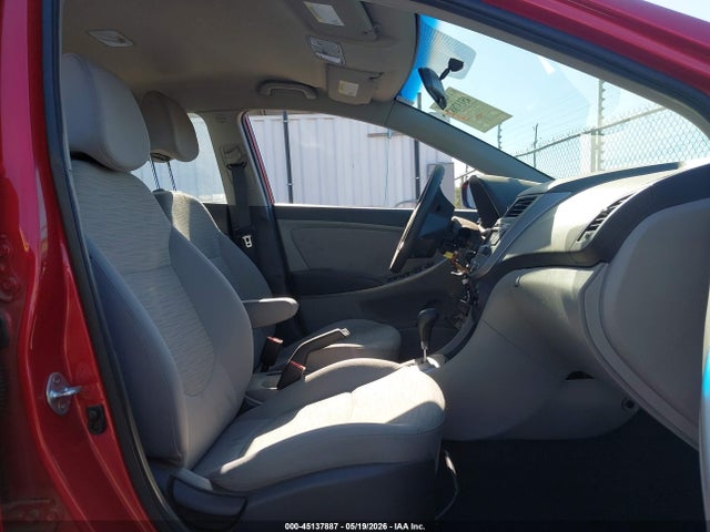 Hyundai ACCENT Se