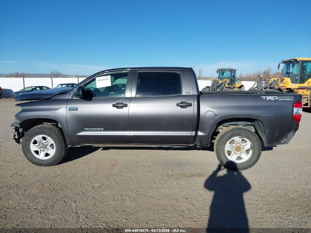 Toyota Tundra Sr5 5.7l V8