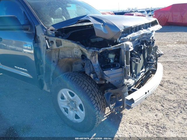 Toyota Tundra Sr5 5.7l V8