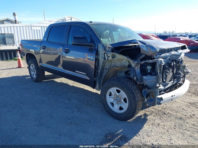 Salvage Toyota Tundra Image