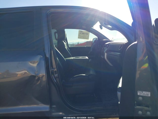Toyota Tundra Sr5 5.7l V8