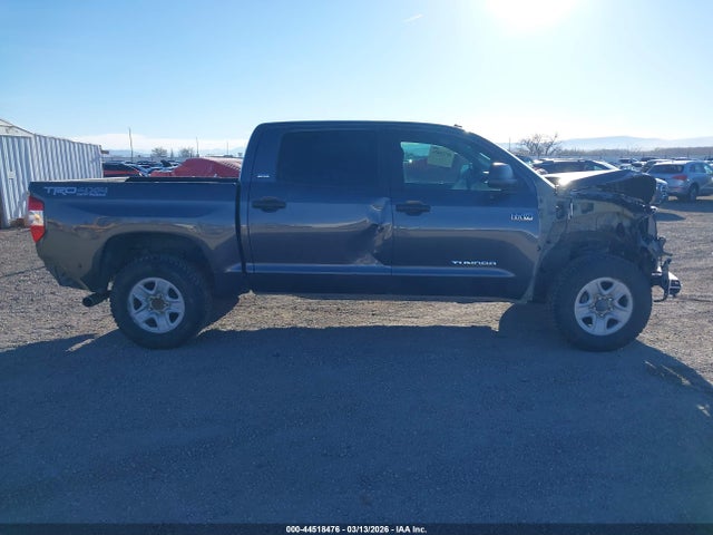 Toyota Tundra Sr5 5.7l V8