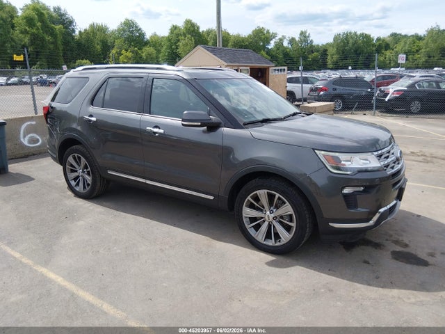Salvage Ford Explorer Image