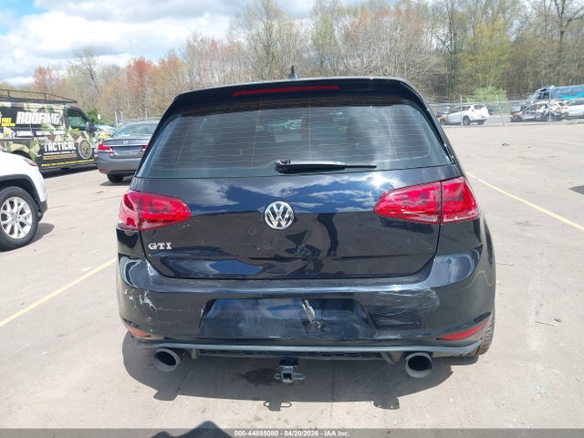 Volkswagen Golf 2.0t S 4-door