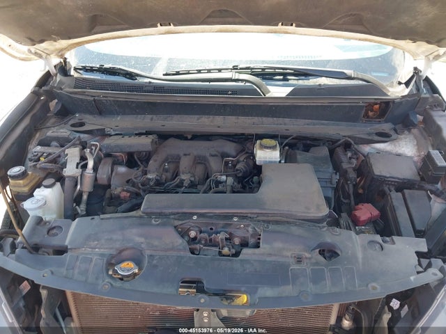 Nissan Pathfinder Sv