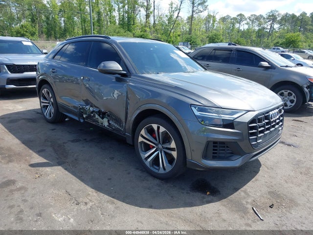 Salvage Audi Q8 Image