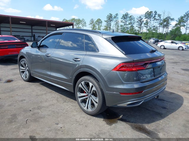 Audi Q8 55 Premium