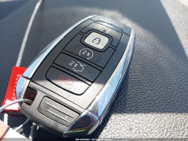 Lincoln MKZ Hybrid Select