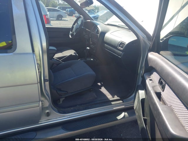 Nissan Pathfinder Se