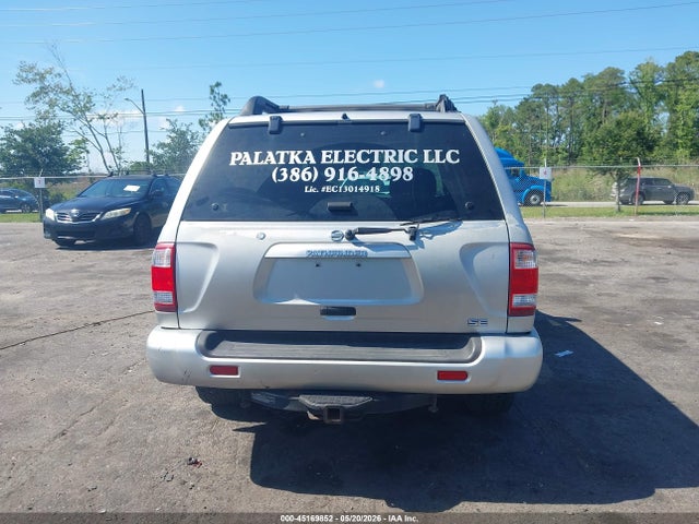 Nissan Pathfinder Se