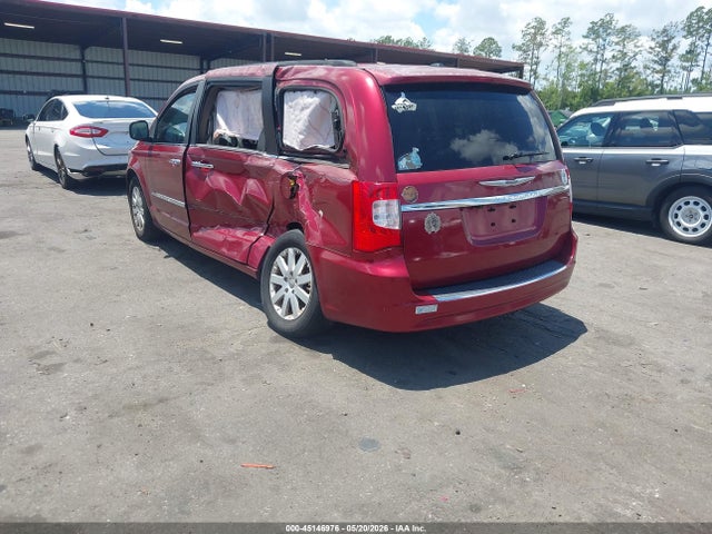 Chrysler Town & Country Touring-l