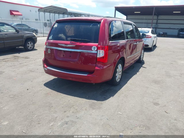 Chrysler Town & Country Touring-l