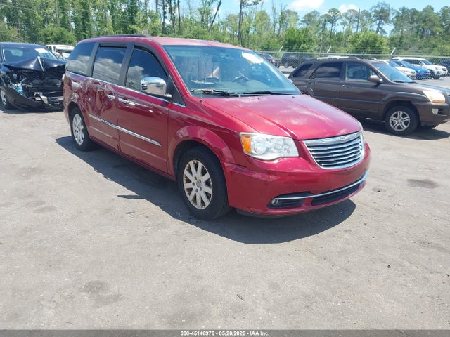 Salvage Chrysler Town & Country Image