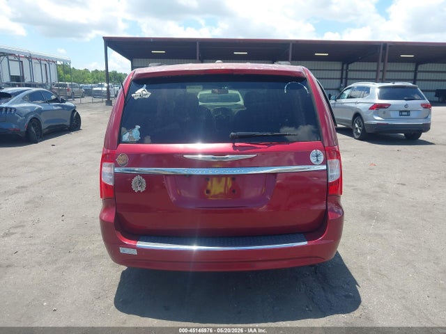 Chrysler Town & Country Touring-l