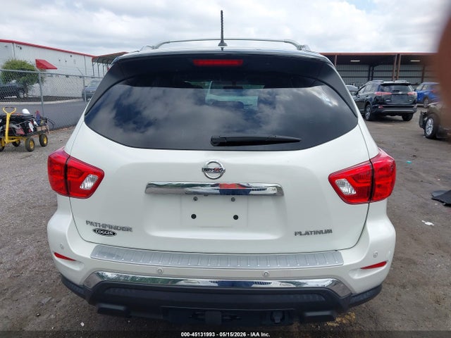 Nissan Pathfinder Platinum