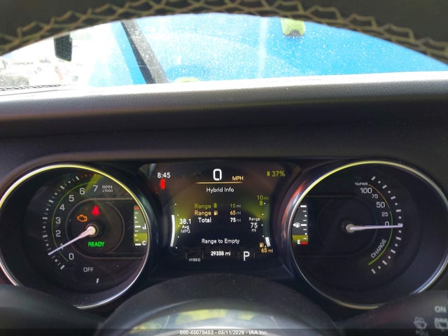 Jeep Wrangler Sahara 4x4