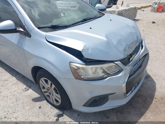 Chevrolet Sonic Ls Auto
