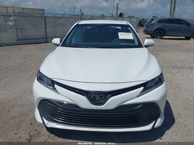 Toyota Camry Le