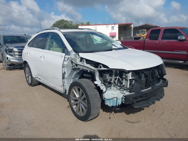 Salvage Lexus RX Image