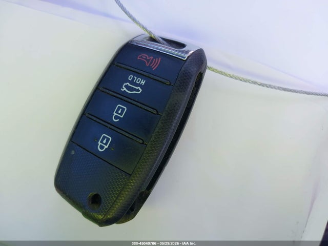 Kia Optima S