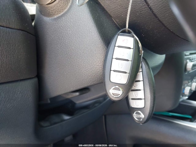 Nissan Pathfinder Sl