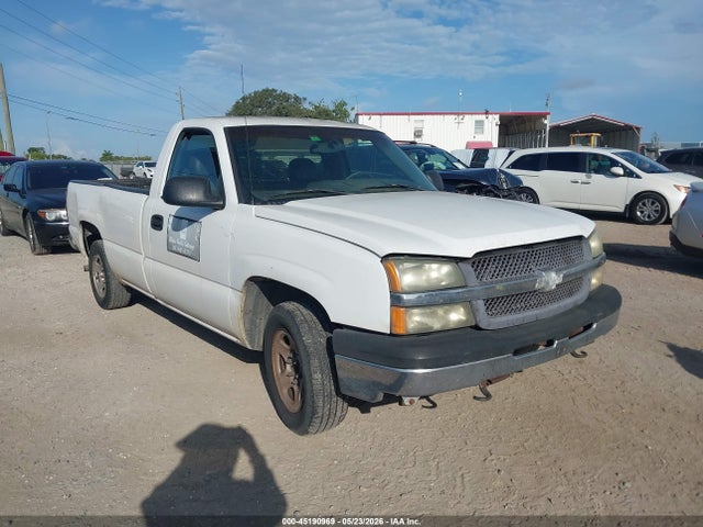 Salvage Chevrolet Silverado 1500 Image