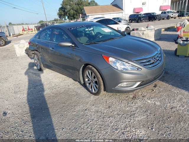 Salvage Hyundai SONATA Image