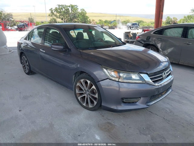 Salvage Honda Accord Image