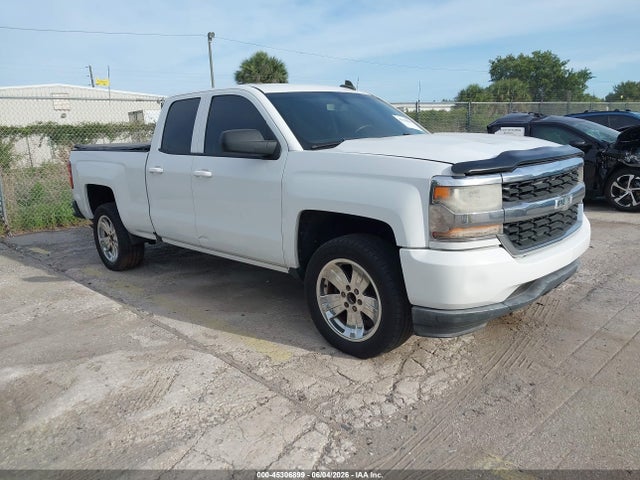 Salvage Chevrolet Silverado 1500 Image