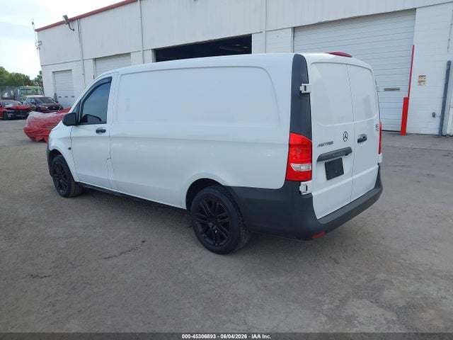 Mercedes-Benz Metris