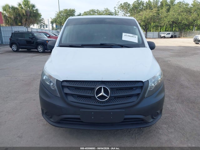 Mercedes-Benz Metris