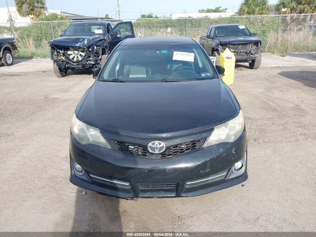 Toyota Camry Se