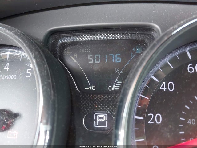 Nissan Versa 1.6 Sv