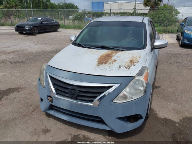 Nissan Versa 1.6 Sv