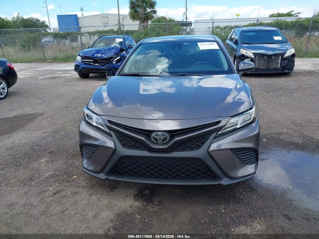 Toyota Camry Se