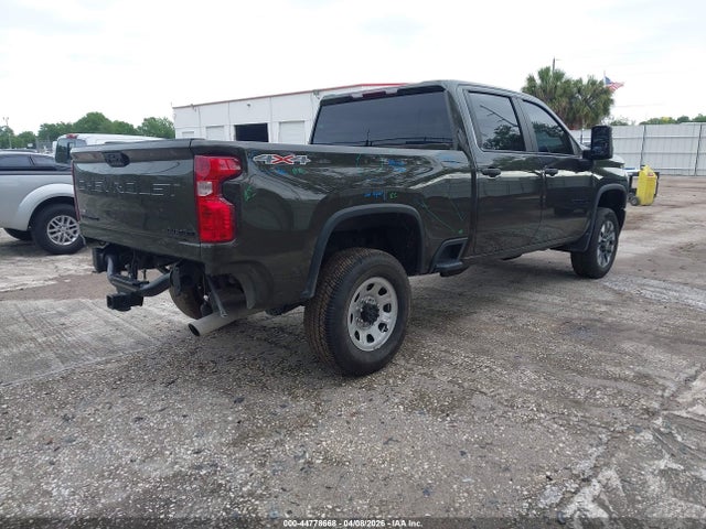 Chevrolet Silverado 2500 4wd  Standard Bed Custom