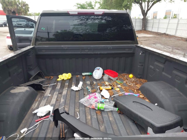 Chevrolet Silverado 2500 4wd  Standard Bed Custom