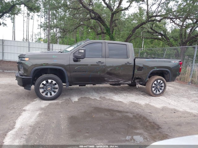 Chevrolet Silverado 2500 4wd  Standard Bed Custom