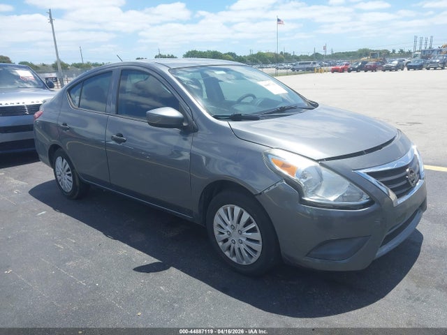 Salvage Nissan Versa Image