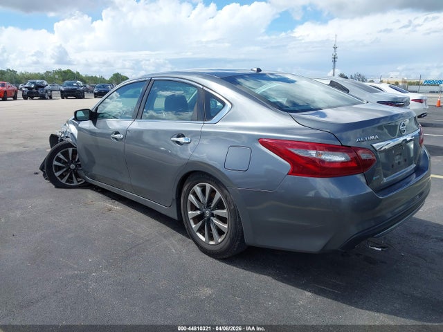 Nissan Altima 2.5 Sv