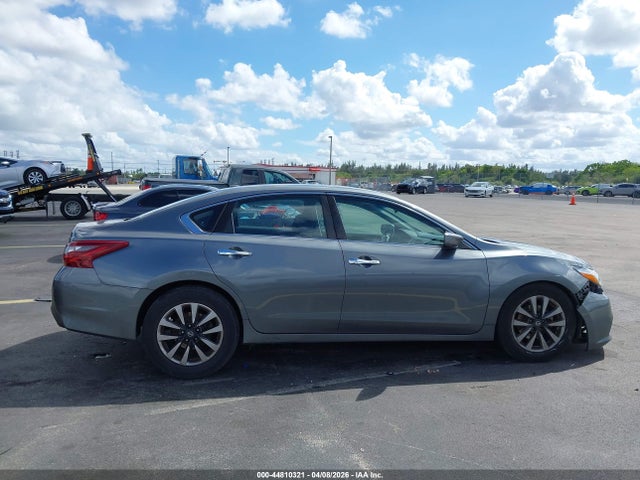 Nissan Altima 2.5 Sv