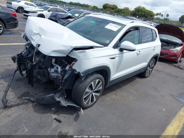 Volkswagen Taos 1.5t Se