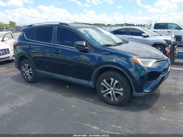 Salvage Toyota RAV4 Image